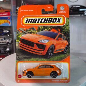 Matchbox 2022 Porsche Macan Orange 11/100 NIP